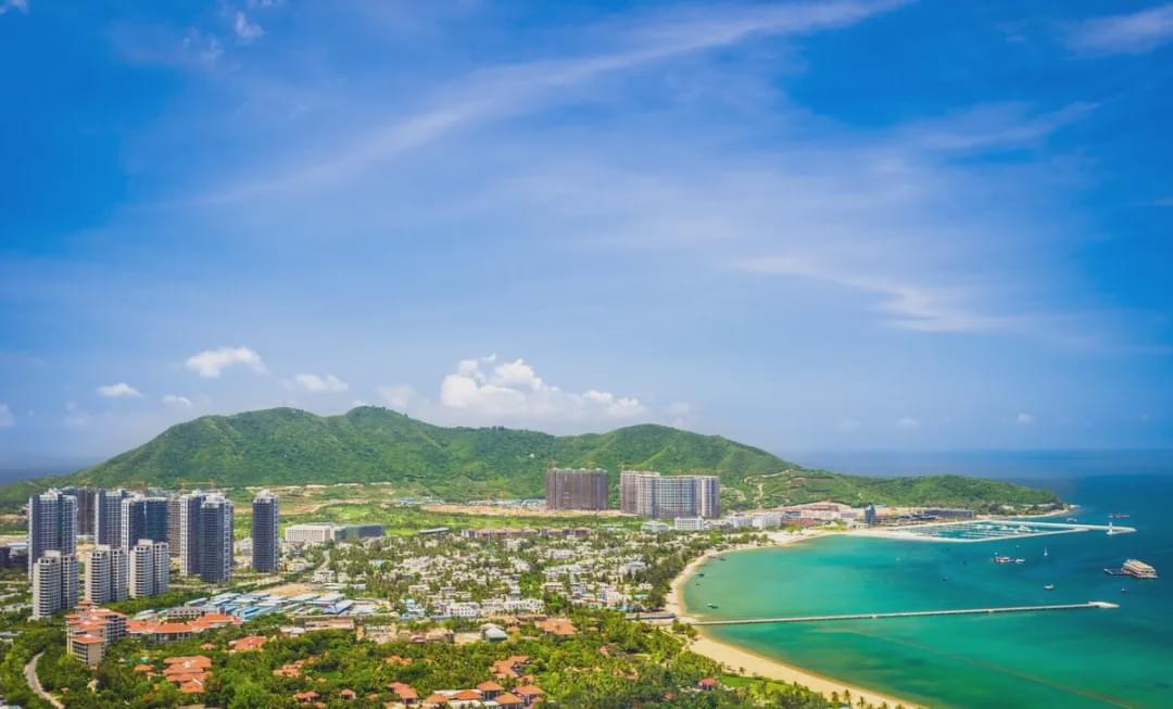 海南风光，播音稿中的热带风情画卷