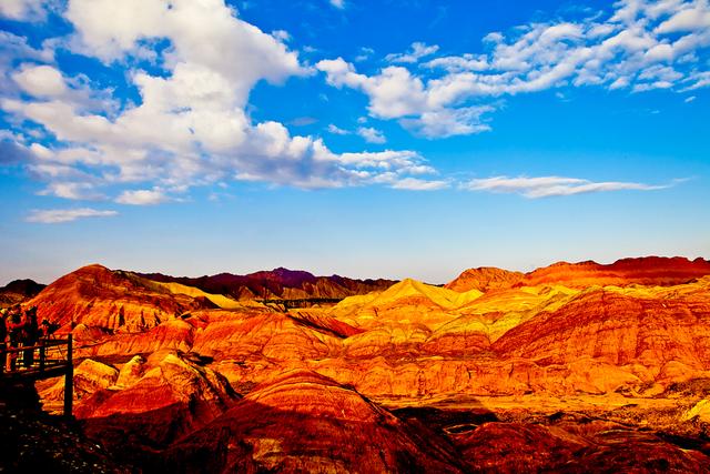 甘肃之光，高科技重塑未来，领略前沿科技魅力